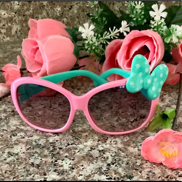 👓 cartoon sunglasses Minnie Mouse Cute Girls - Picture 2 of 3